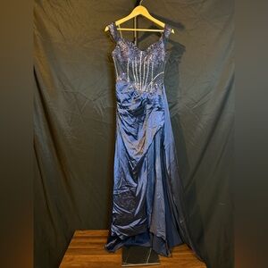 Faeriesty Womens size 0 Navy Blue beaded mermaid gown thigh high slit, side sash